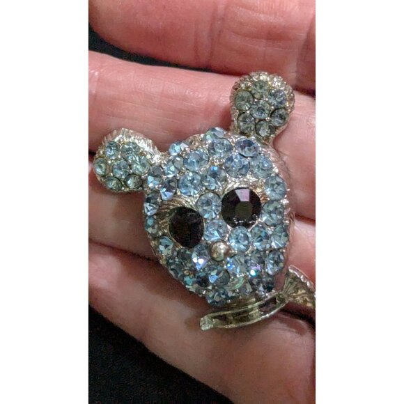 Weiss Vintage Mouse Brooch With Blue Crystals  Silver-Tone Finish Estate sparkle - Picture 2 of 7